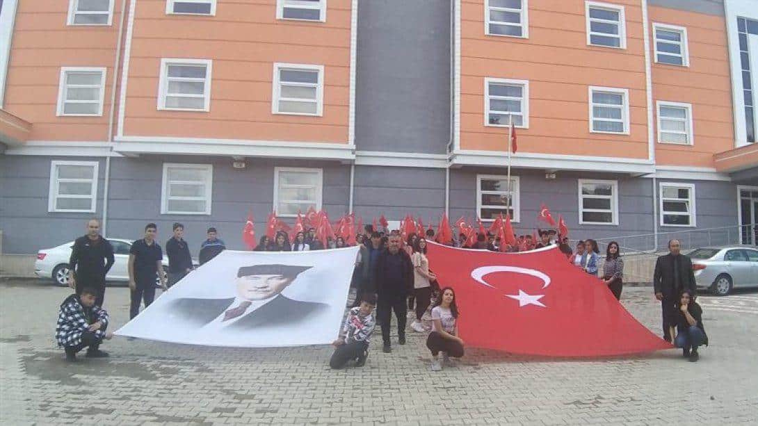 İlçemizde 19 Mayıs Atatürk'ü Anma Gençlik ve Spor Bayramı Coşkuyla Kutlandı.